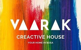 Vaarak